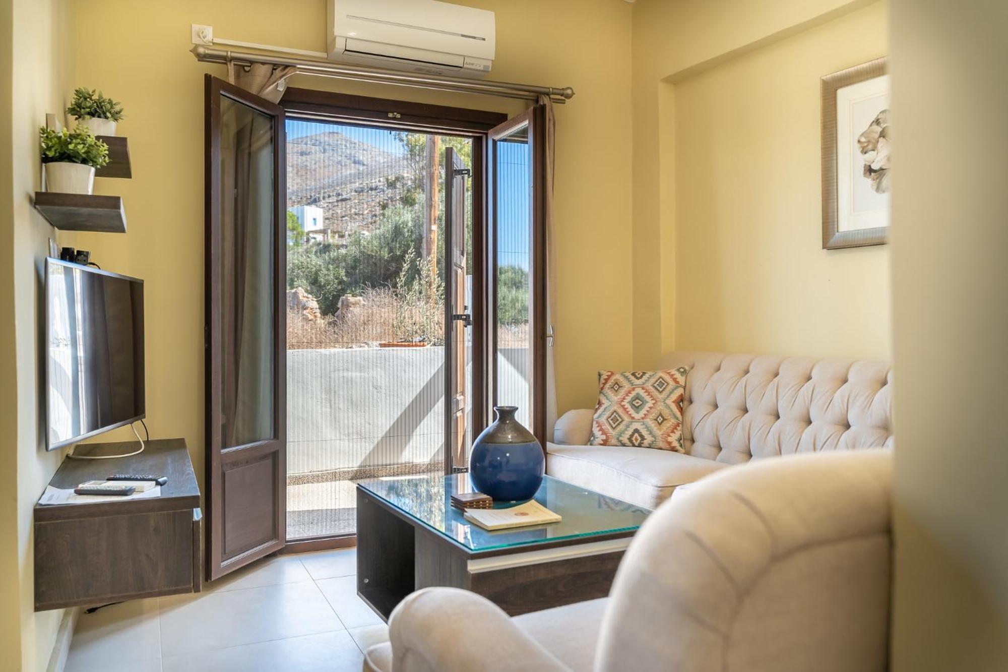 Theoxenia Kasos Luxury Apartments Panagia  Exterior foto