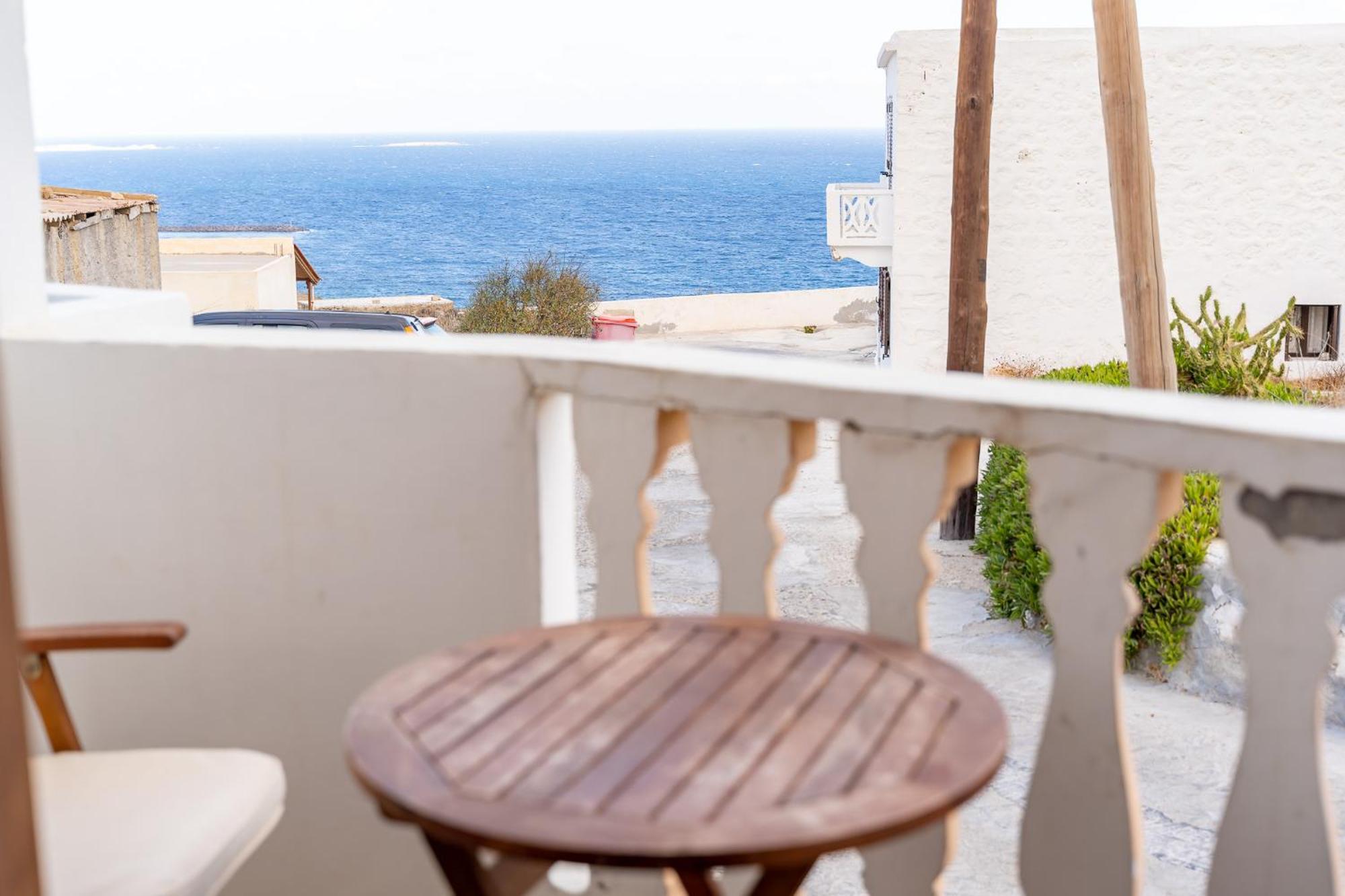 Theoxenia Kasos Luxury Apartments Panagia  Exterior foto